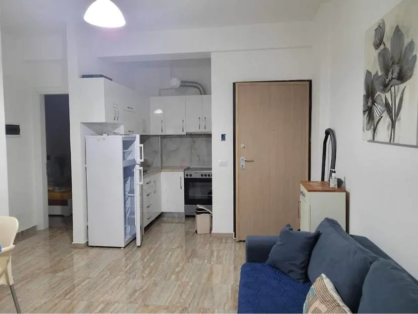 Jl Tirana Resort Радима