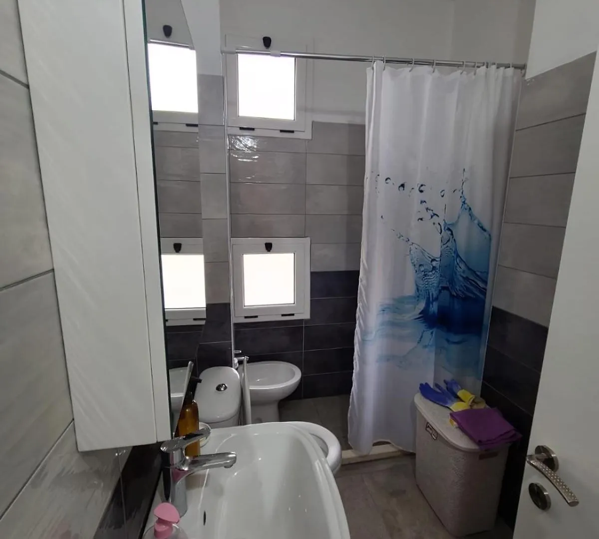 Jl Tirana Resort Радима 0*,